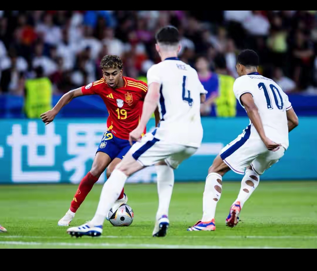 欧洲强队对战角逐连连，胜负难分的简单介绍